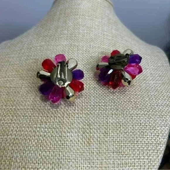 Vintage Statement Earrings Gold Tone  Pink Purple Clip On - Picture 5 of 6